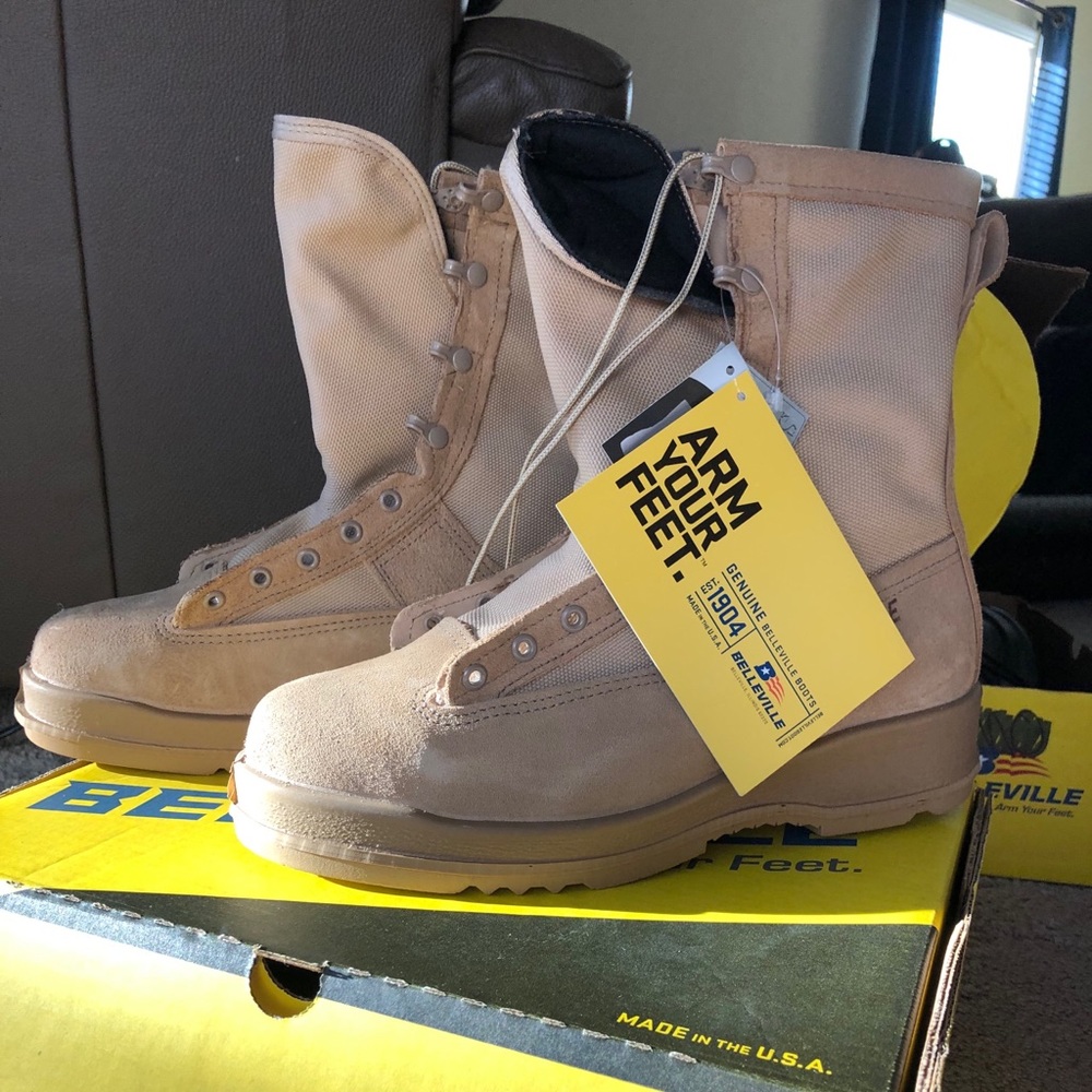Men's Belleville 330 DES Steel Toe Boots